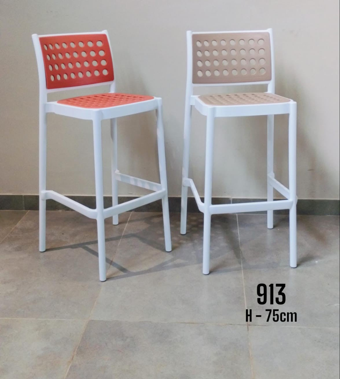 HIGHCHAIR