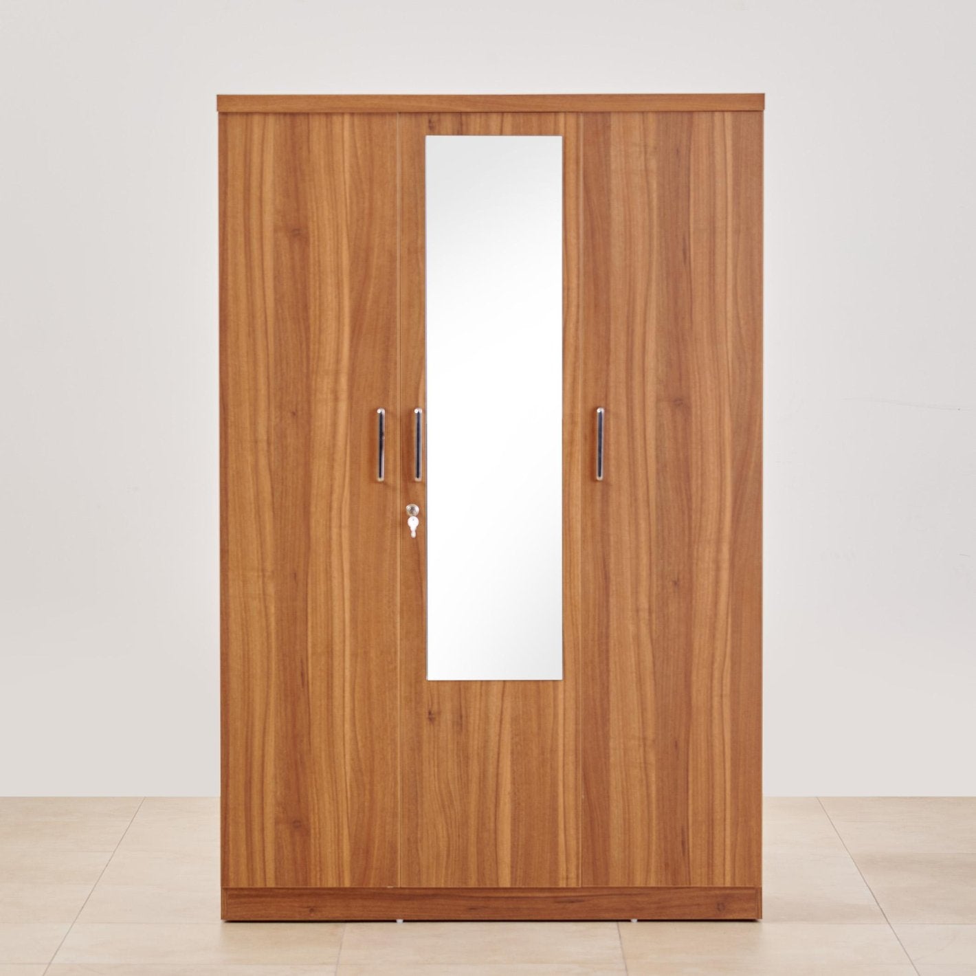 3 DOOR WOODEN CUPBOARD
