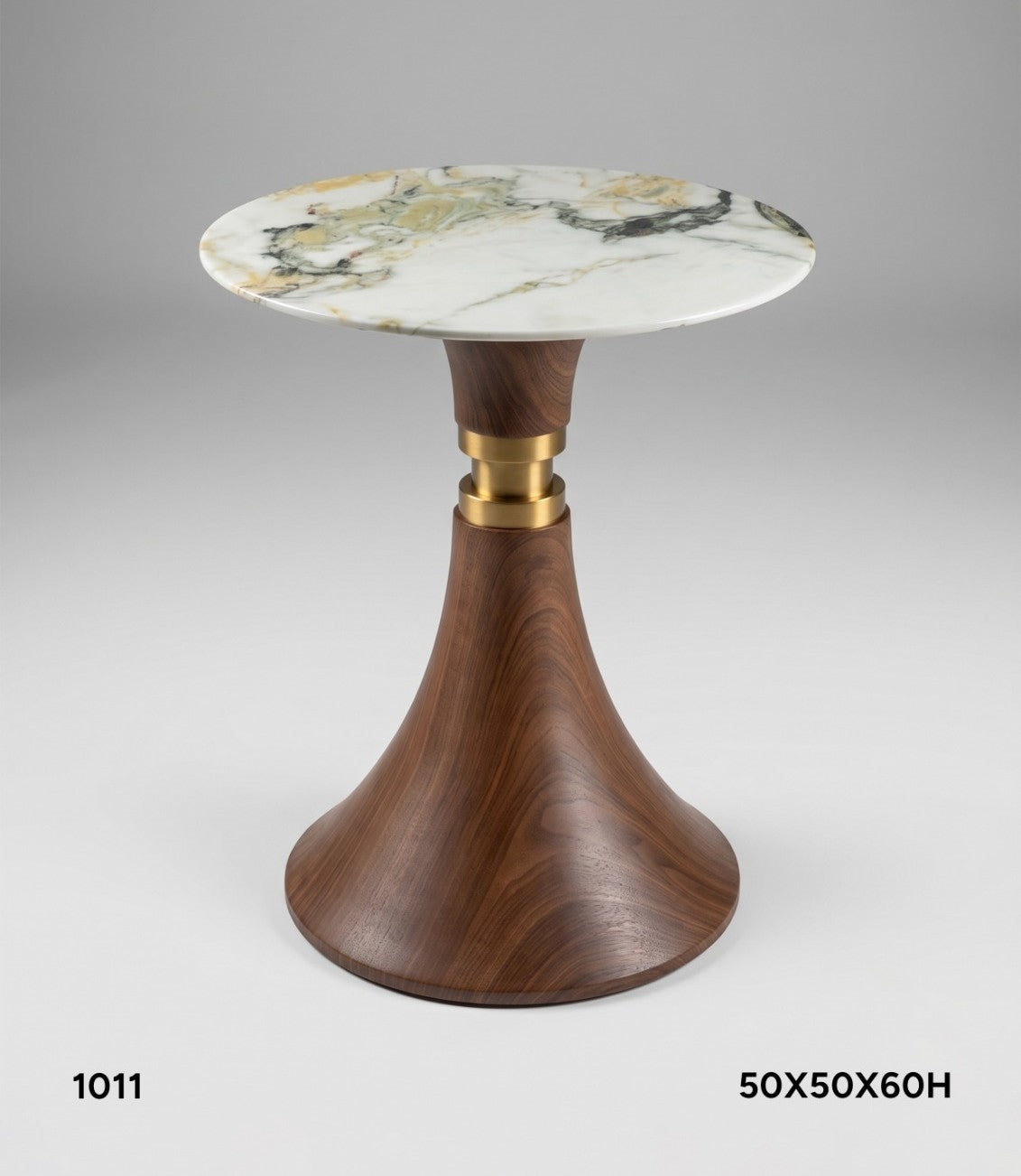 CORNER TABLE (TEAPOY)