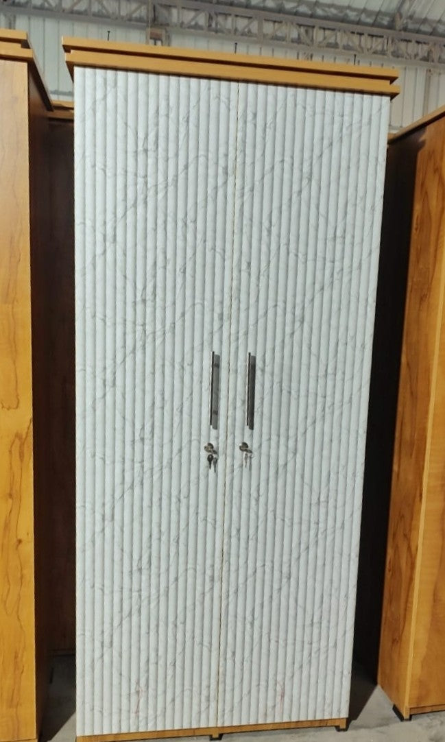 2 DOOR WOODEN CUPBOARD